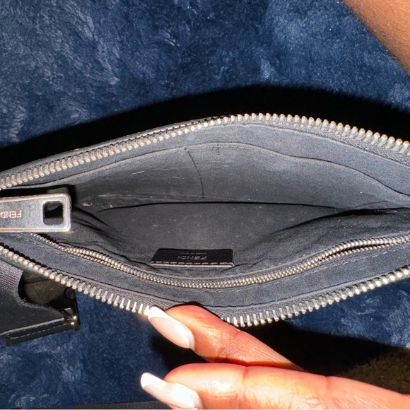 Fendi crossbody - Picture 5 of 7